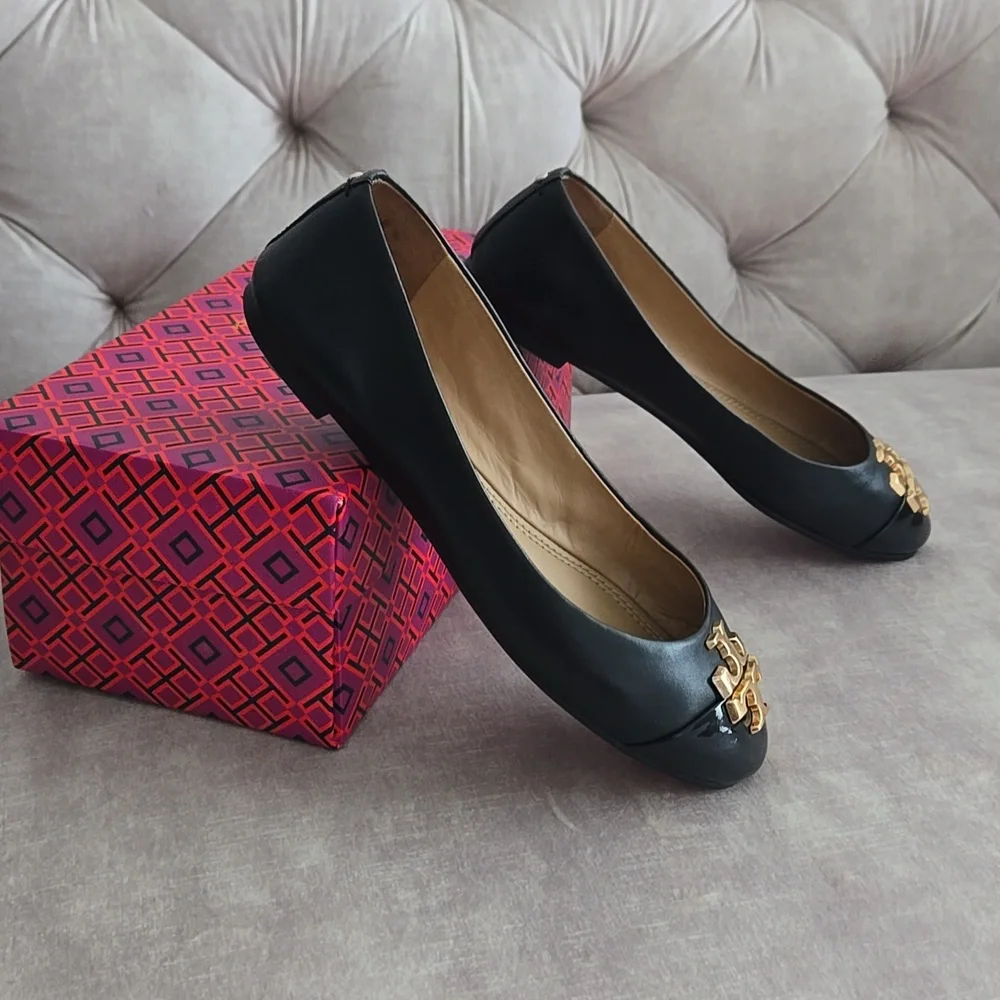Tory Burch Everly Ballet Flats, Black Nappa Leather/Patent Leather, Size 5.5 - Picture 2 of 11